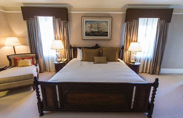 Спальня в отеле Fairmont Royal York