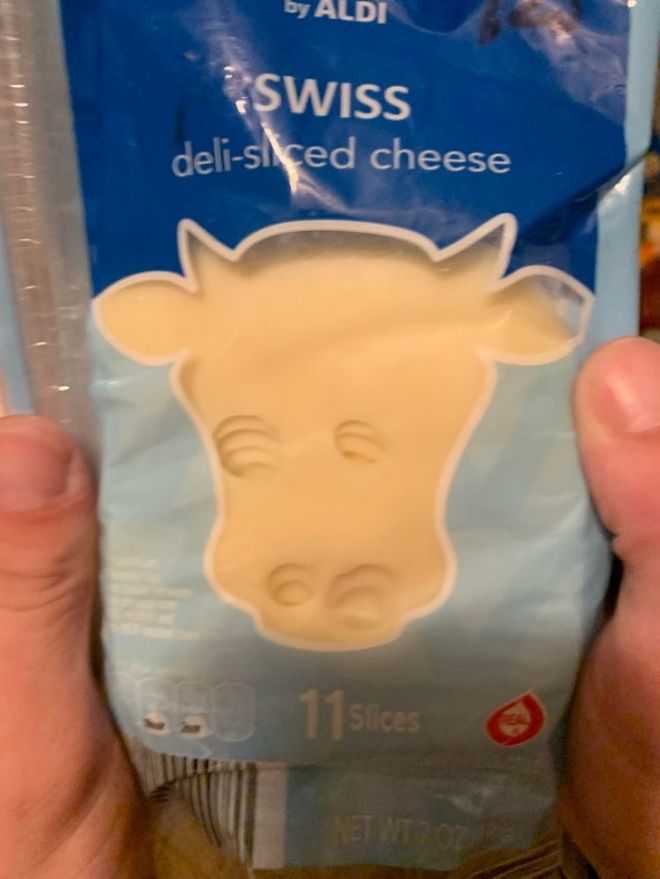Корова и сыр