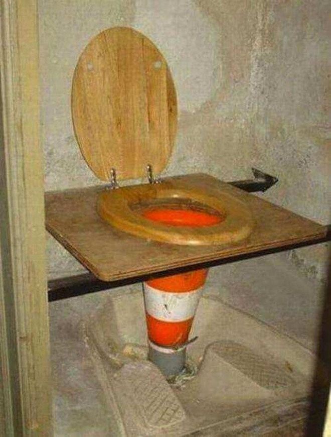 Суровый туалет