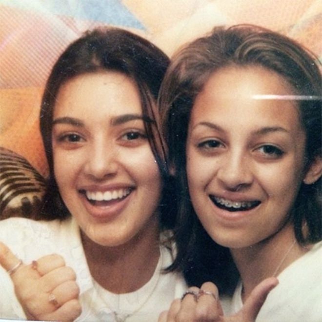 Так выглядели Ким Кардашьян и Николь Ричи в 13 лет