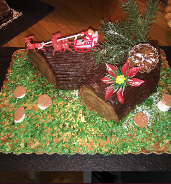 Этот торт был у Ирины на столе на Рождество