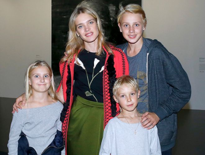 Наталья Водянова с детьми от брака с Джастином Портманом