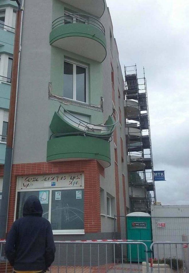 А эти фотографии для тех, кто панически боится балконов