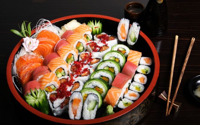 По цвету рыбы можно определить свежесть суши