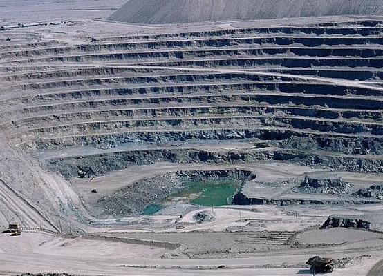 Крупнейшая в мире шахта Чукикамату