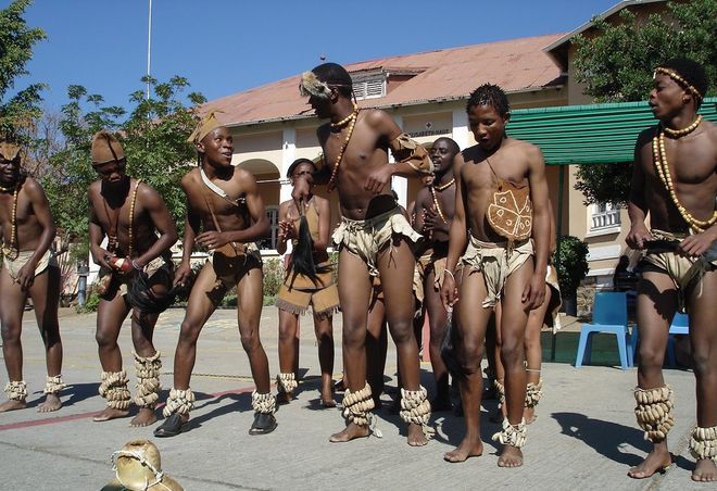 Мужчины племени Тсвана, Зимбабве