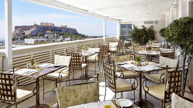 Ресторан в отеле King George, Афины