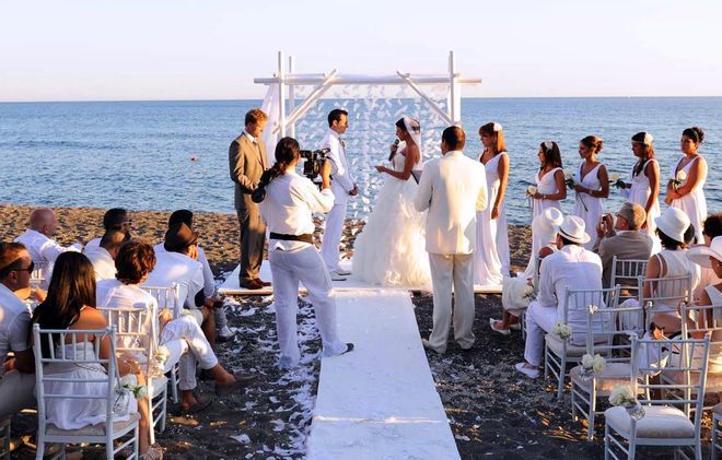 Свадьба на пляже в Греции