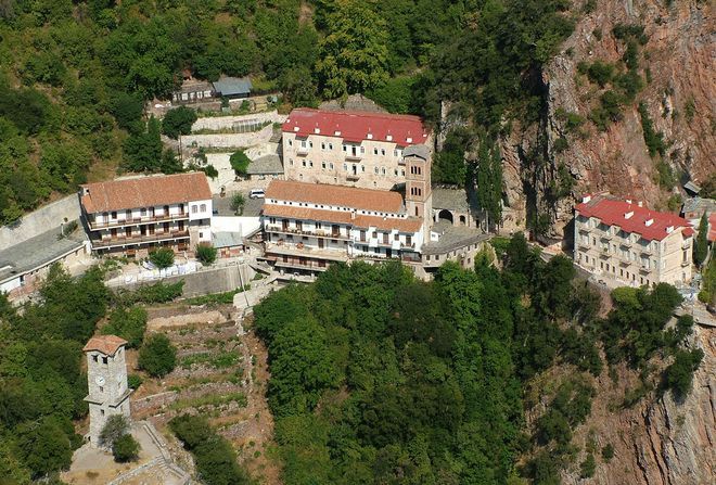 Монастырь Богородицы Прусиотиссы (Proussos Monastery), Карпениси