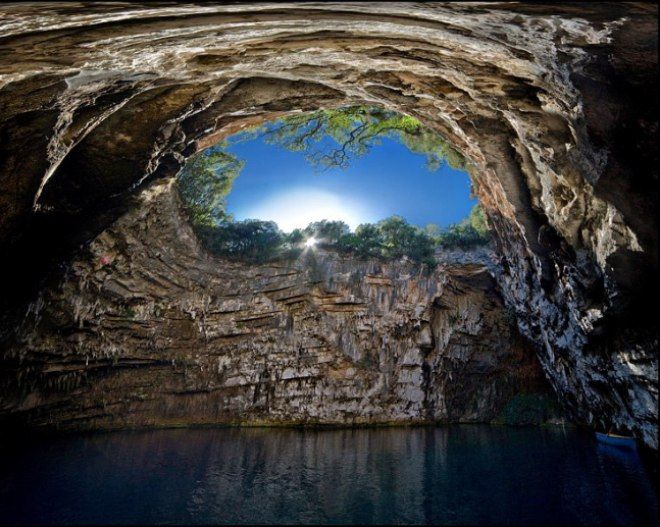 Пещера нимф