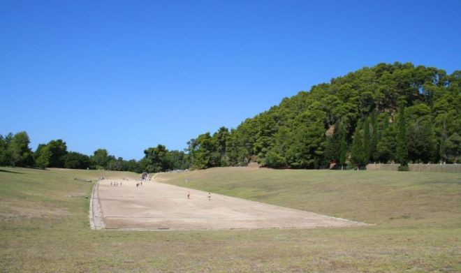 Древний стадион Олимпии