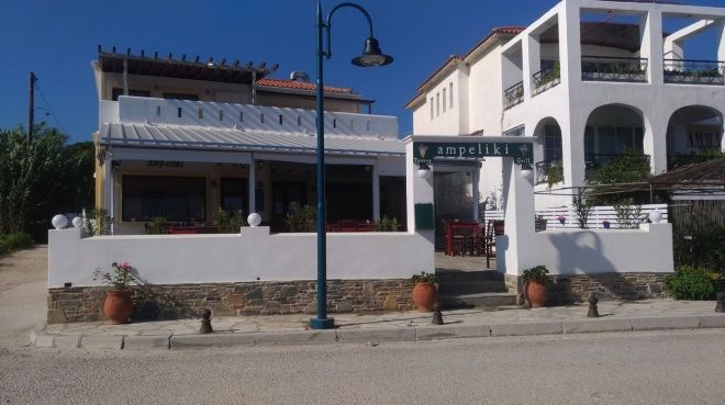 Ресторан Ampeliki в Скопелос-тауне