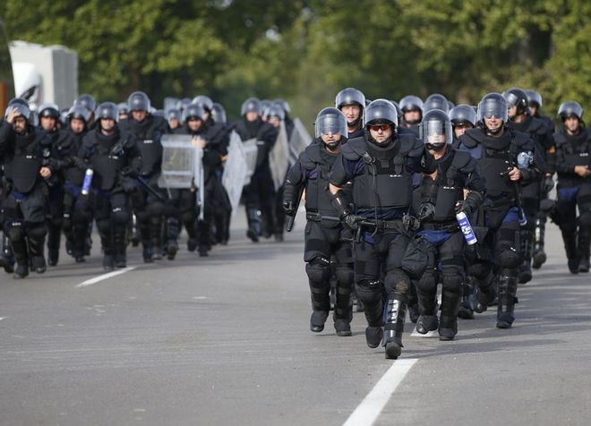 Полицейские в Венгрии - стражи правопорядка
