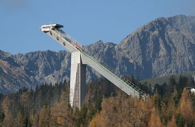 Лыжный трамплин на курорте Штребске-Плесо