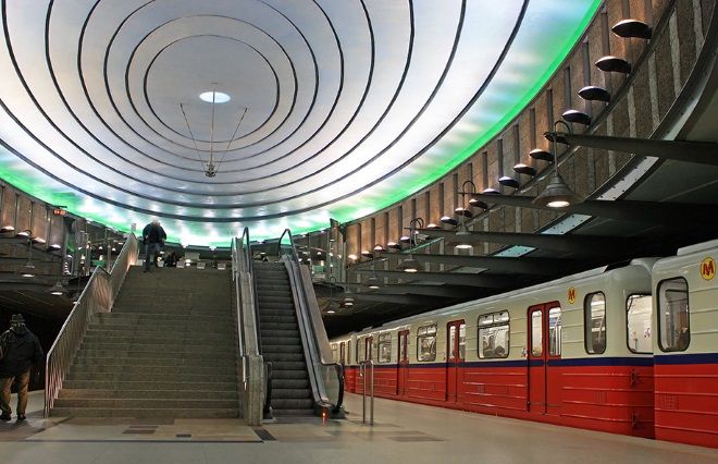 Станция Пляц Вильсона в 2008 году была признана красивейшей в мире
