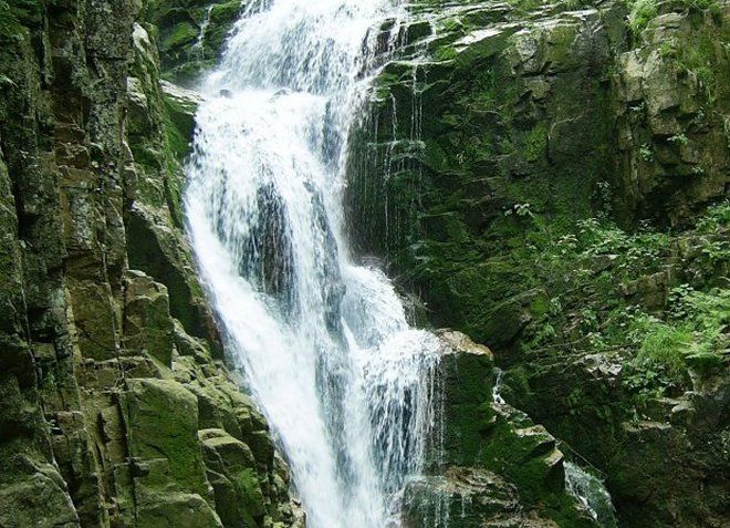 Водопад Каменьчик