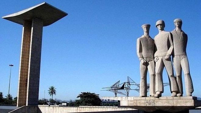 Памятник погибшим во 2 мировой бразильцам