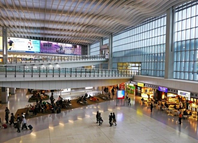 Аэропорт Гонконга имеет несколько терминалов