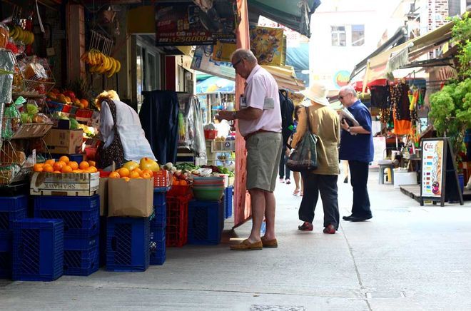 Рынок на улице Йюн Шуе Вань, остров Ламма