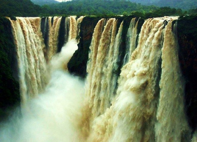 Водопад Джог на реке Шаравати