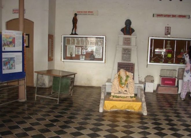 Экспонаты музея Санграхалайя
