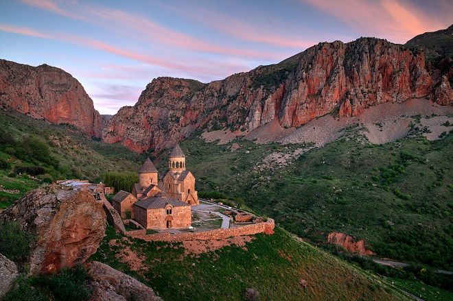 Экскурсионные города-курорты Армении