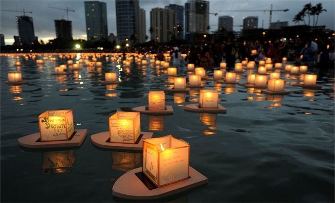 Фестиваль плавающих фонарей