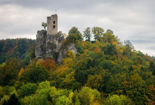 Руины замка Найдек являются символом Франконской Швейцарии