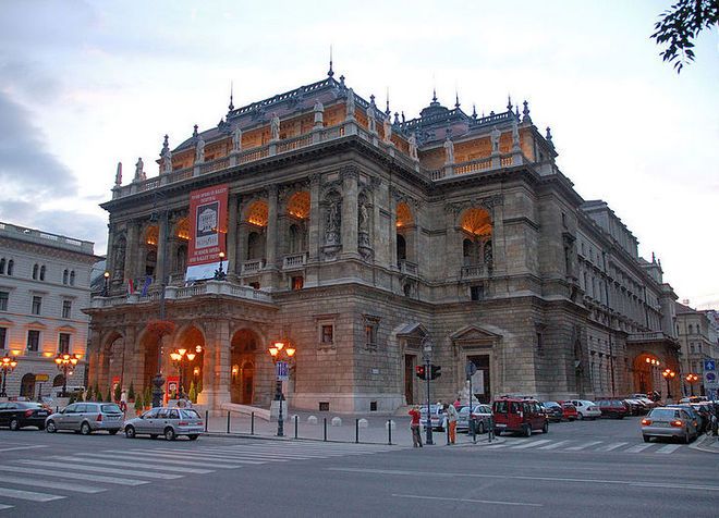 Театр оперы и балета в Будапеште