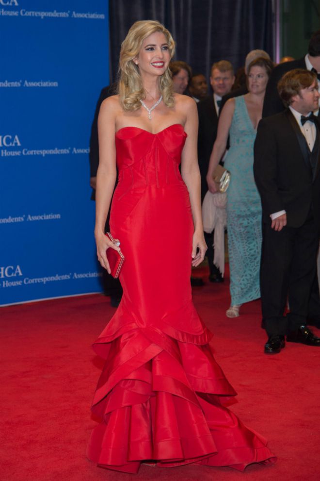 Иванка Трамп в красном платье