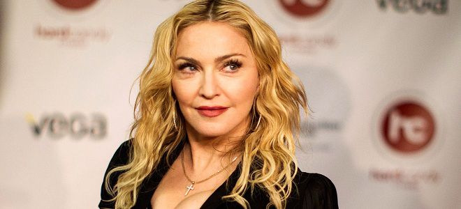 Поп-дива Мадонна хочет стать матерью в пятый раз