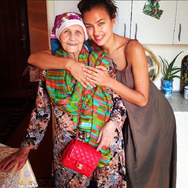 Ирина Шейк с бабушкой