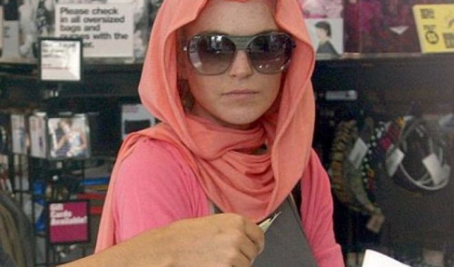 Линдси Лохан приняла ислам