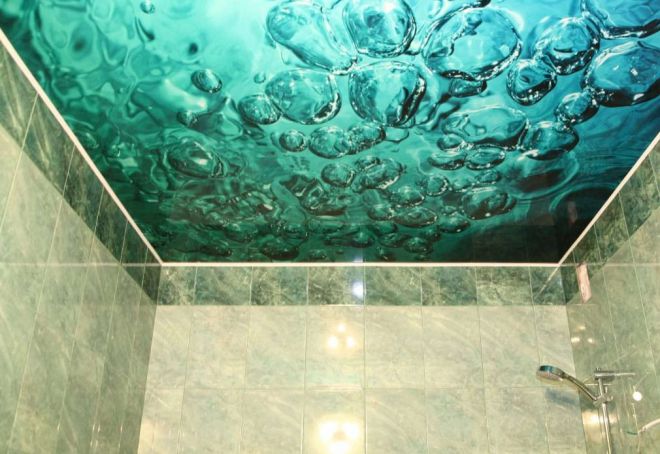 натяжной 3д потолок в ванной