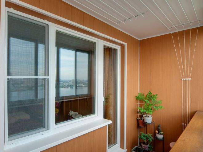 Пластиковые панели для стен балкона 