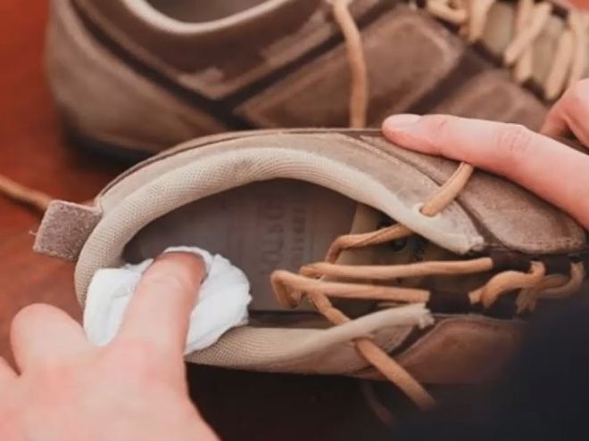 Как избавиться от запаха плесени в обуви