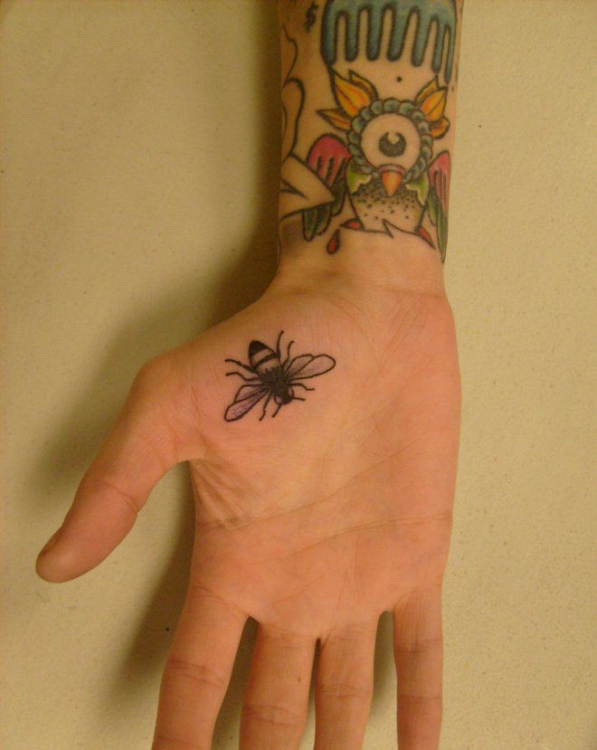 Татуировки насекомые шесть