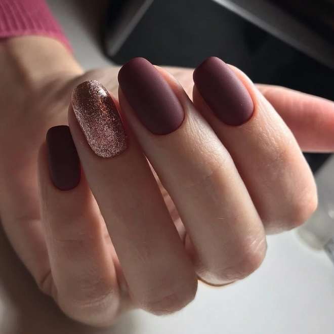 Burgundy manicure for short nails four