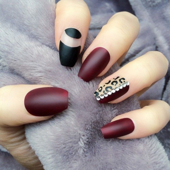 Burgundy manicure for long nails