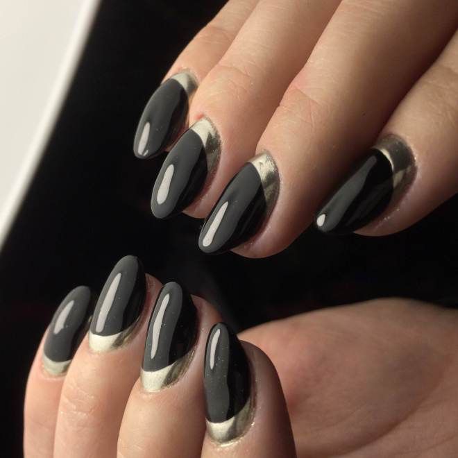 Manicure black with silver