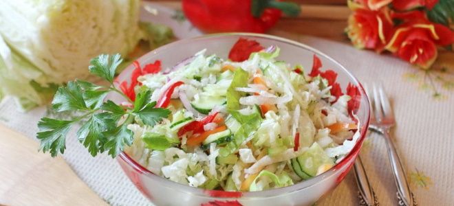 легкий салат из пекинской капусты