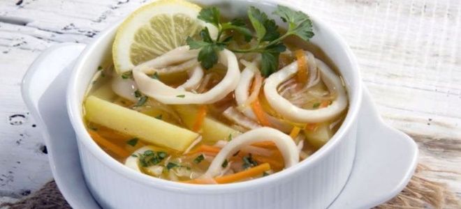 вкусный суп с кальмарами