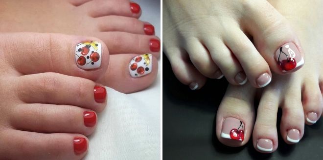 summer pedicure with berries