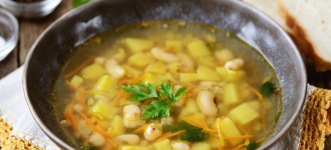 постный суп с гречкой и фасолью