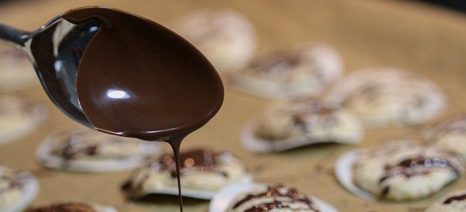 как сделать шоколадную глазурь из какао