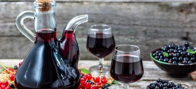 вино из смородины и крыжовника