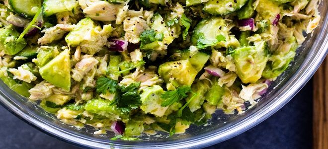 салат с тунцом и авокадо рецепт
