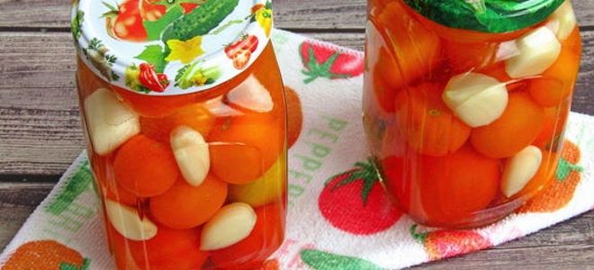 рецепт консервированных помидоров со сливой и чесноком