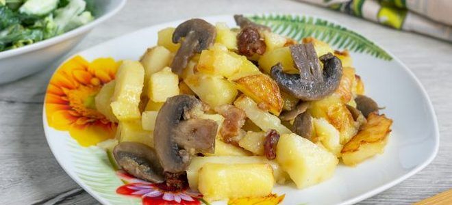 жареная картошка с грибами и салом