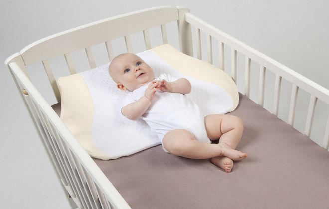 Анатомическая подушка для новорожденных наклонная